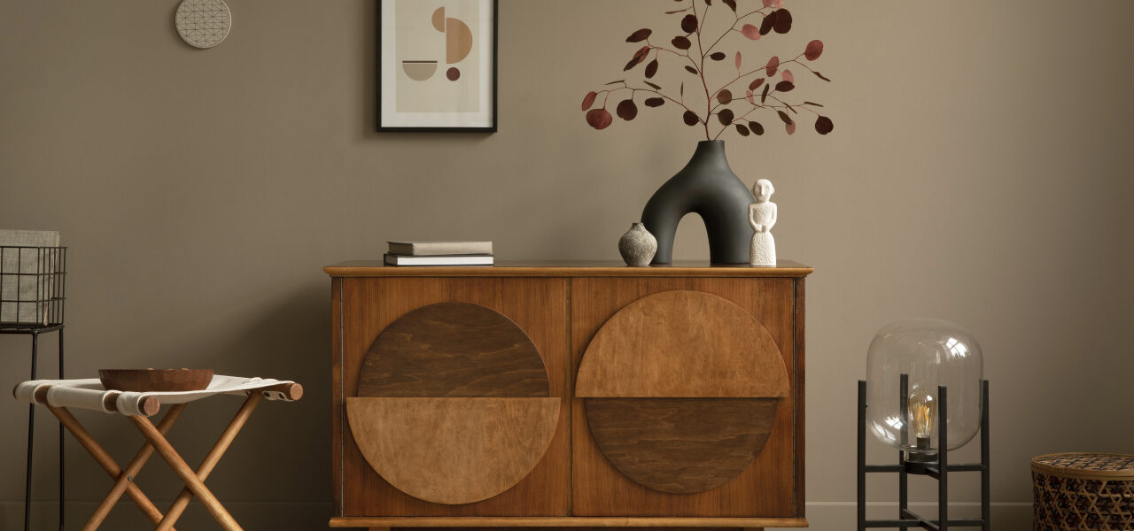 Jak wybrać komodę do salonu, żeby była ładna i naprawdę praktyczna
