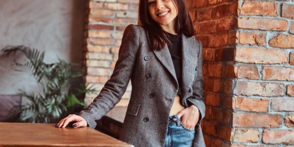 Z czym łączyć marynarki oversize, by tworzyć modne stylizacje na co dzień? 15 Z czym łączyć marynarki oversize, by tworzyć modne stylizacje na co dzień?