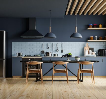 Minimalistyczne wyposażenie kuchni - prostota, ergonomia i trwałość 2 modern blue kitchen interior with wooden accents 2026 03 24 07 12 50 utc